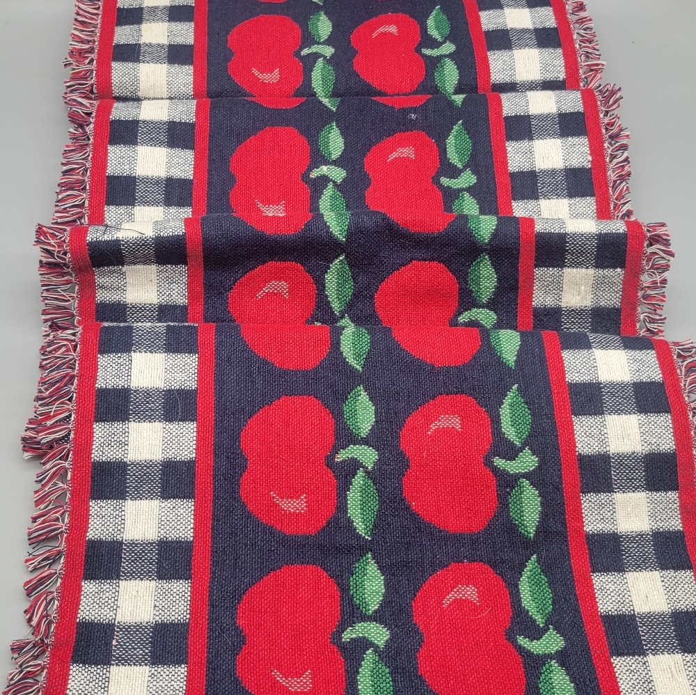 Vintage Apple Table Cloth Runner Heavy Woven Cotton Fabric Gingham Pattern
